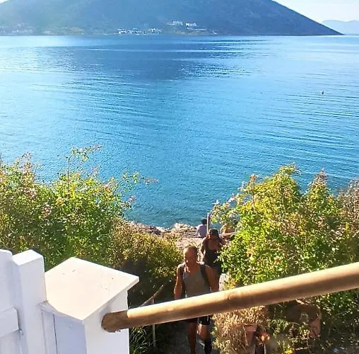 Aegean Villita On Myrties